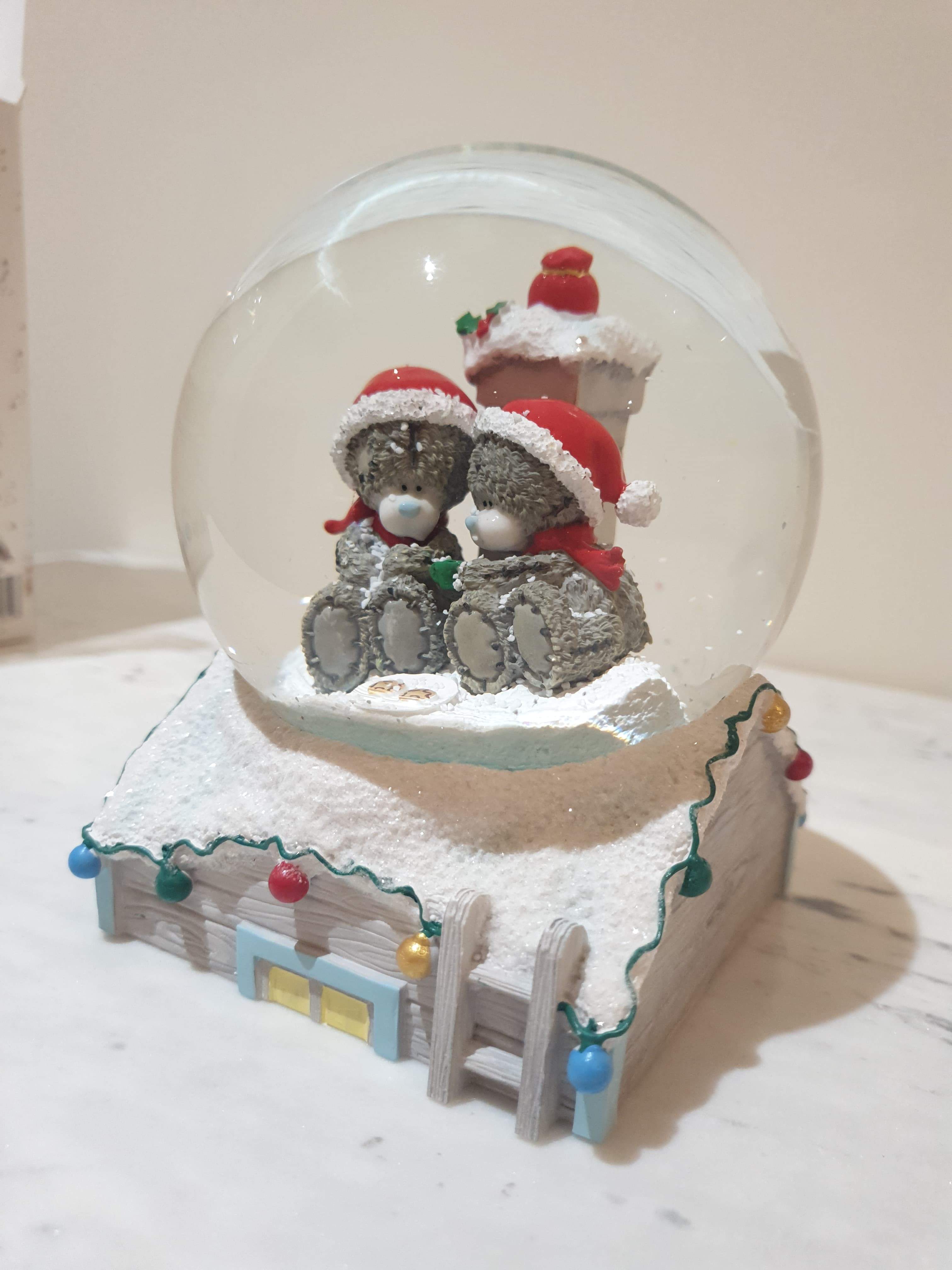 Christmas Gift - Snow Globe