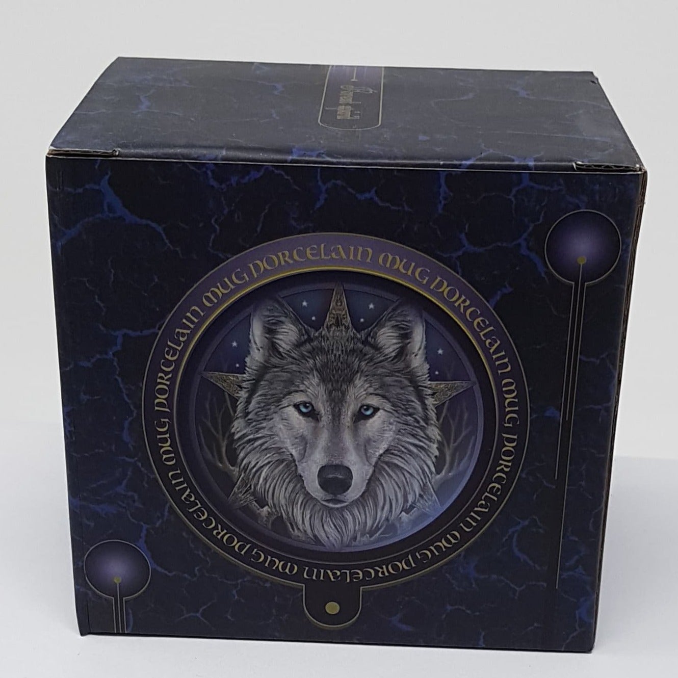 General Gift - Mug / Wolf's Face & Blue Eyes 'Forest Spirit'